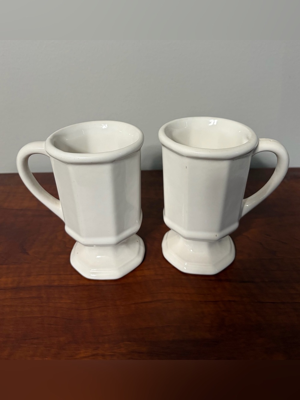 Pfaltzgraff Pedestal Mugs Heritage Pattern - Picture 2 of 11